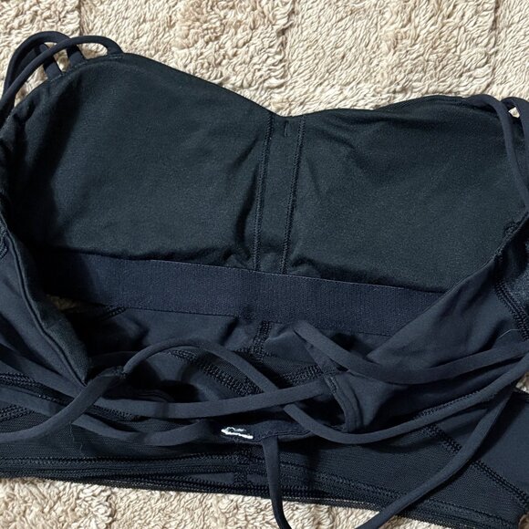 Lululemon Exquisite Bra Strappy Cross Back Luxtreme Mesh Black Yoga Fitness 4 - Picture 5 of 8